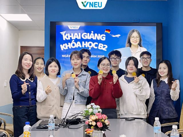 KHAI GIẢNG LỚP TIẾNG ĐỨC B2 THÁNG 3 TẠI VNEU: BỨT TỐC NGÔN NGỮ – MỞ CỬA TƯƠNG LAI