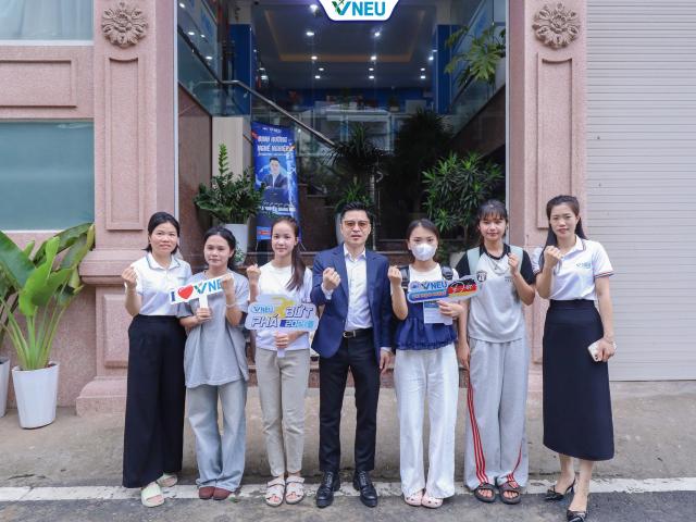 [RECAP] KHI NIỀM TIN GẶP GỠ ƯỚC MƠ: VNEU CHÀO ĐÓN ĐOÀN HỌC SINH KHU VỰC BA VÌ