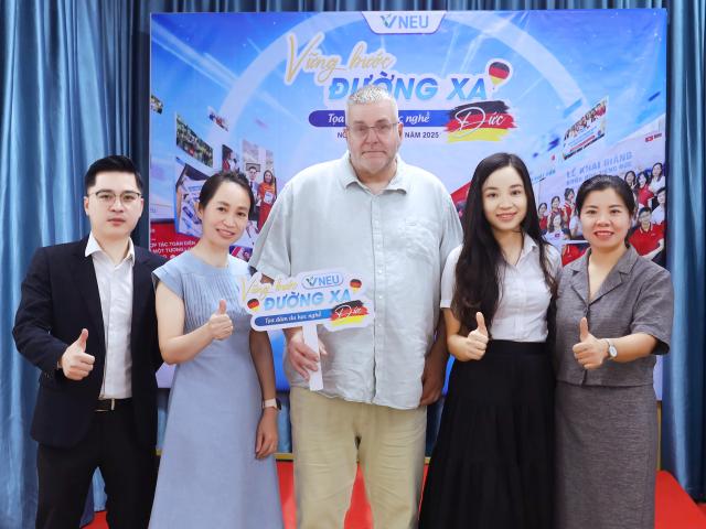 Tọa đàm Du học nghề Đức - Vững bước đường xa