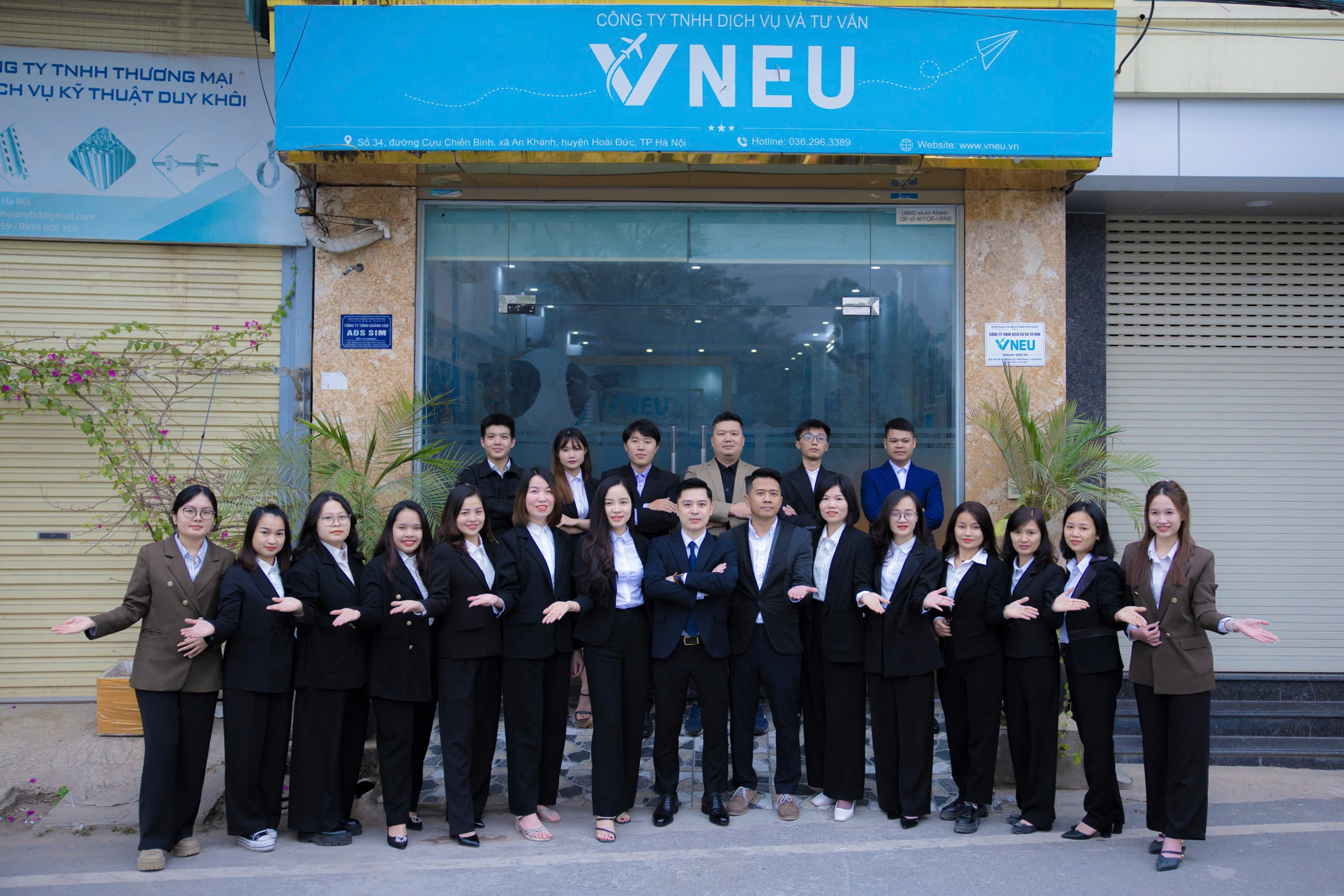 ảnh đội ngũ VNEU 